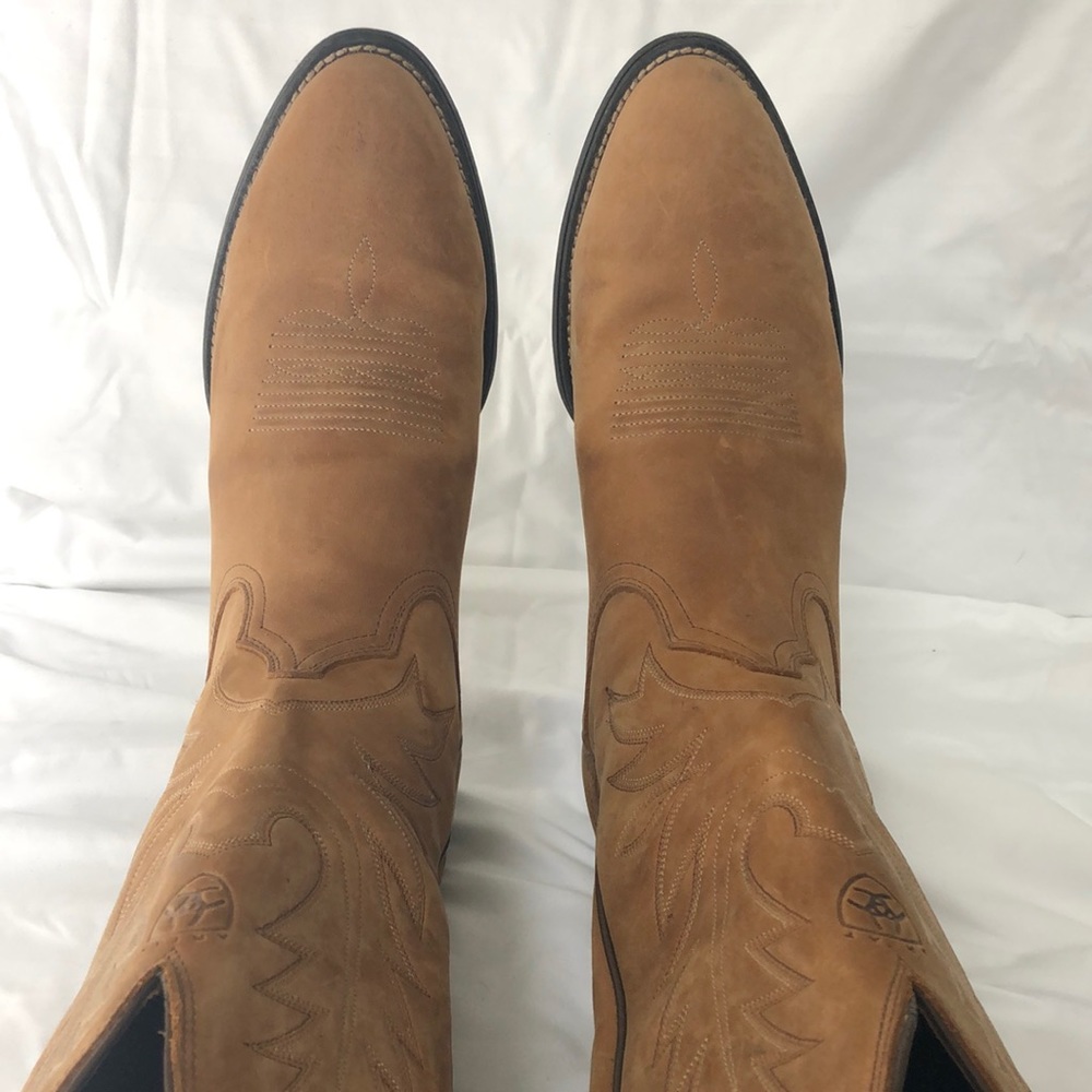 Ariat Cowgirl boots